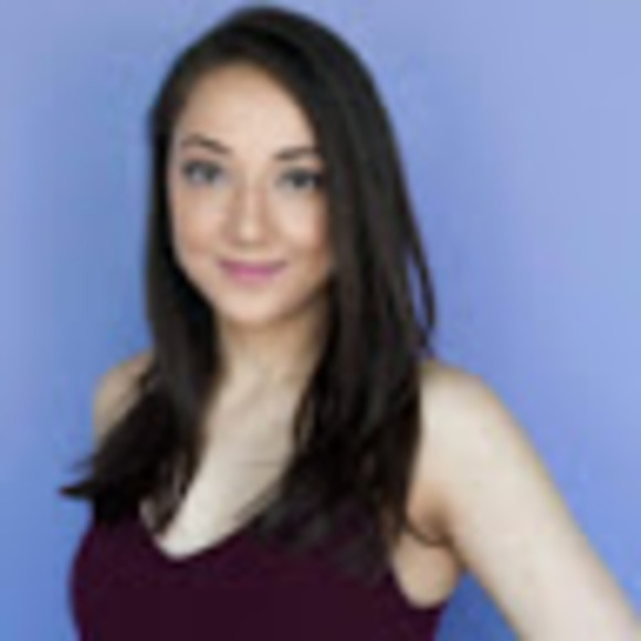 Meet your Posher, Christina - Picture 1 of 1